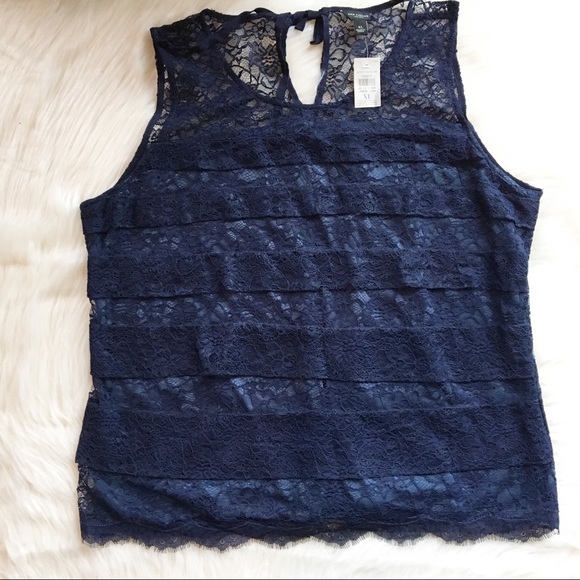 Ann Taylor Tops - NWT Ann Taylor lace tiered scallop sleeveless top